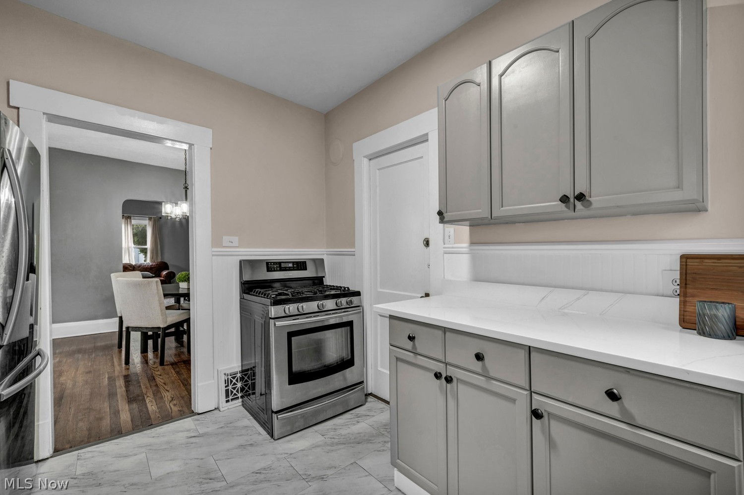 1286 Fry Avenue Lakewood OH 44107