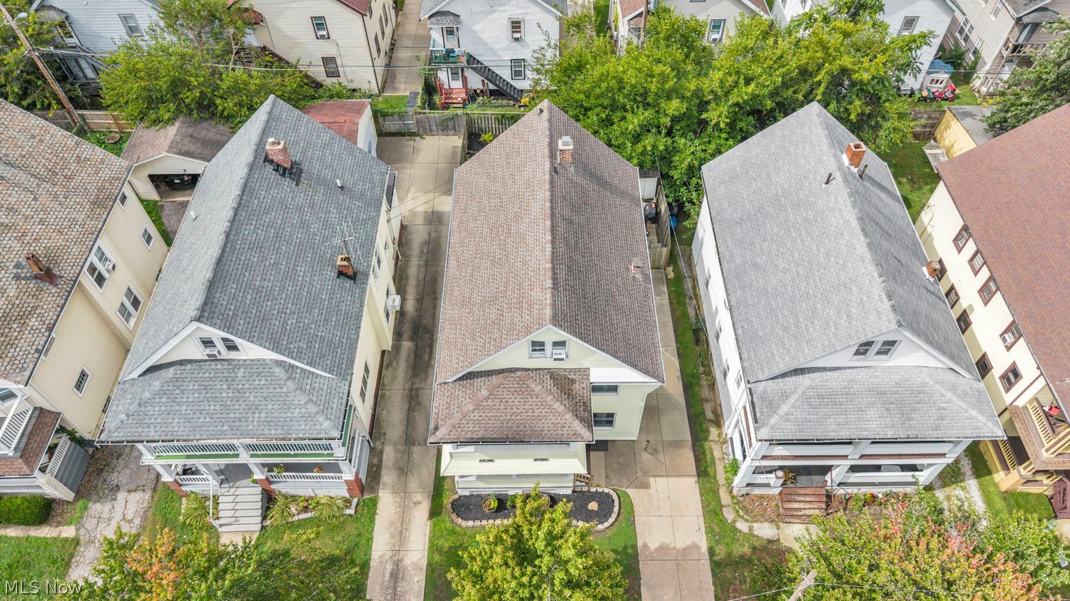 1286 Fry Avenue Lakewood OH 44107