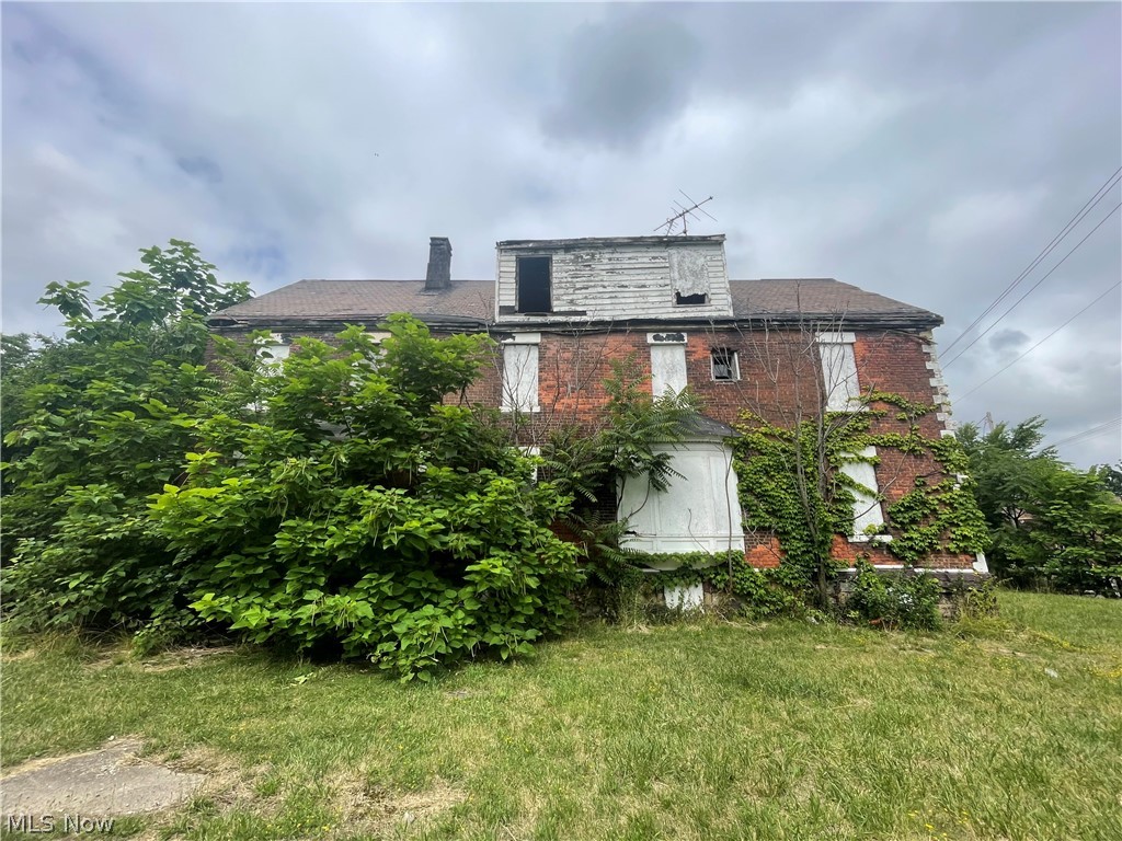12808 Kinsman Road Cleveland OH 44120
