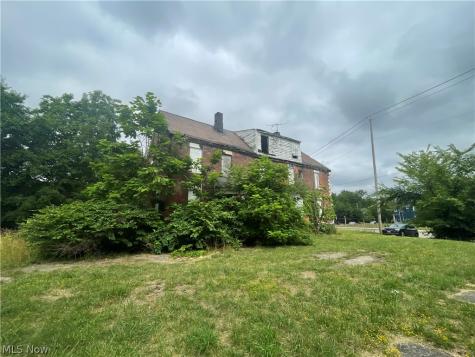 12808 Kinsman Road Cleveland OH 44120