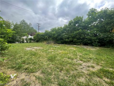 12808 Kinsman Road Cleveland OH 44120