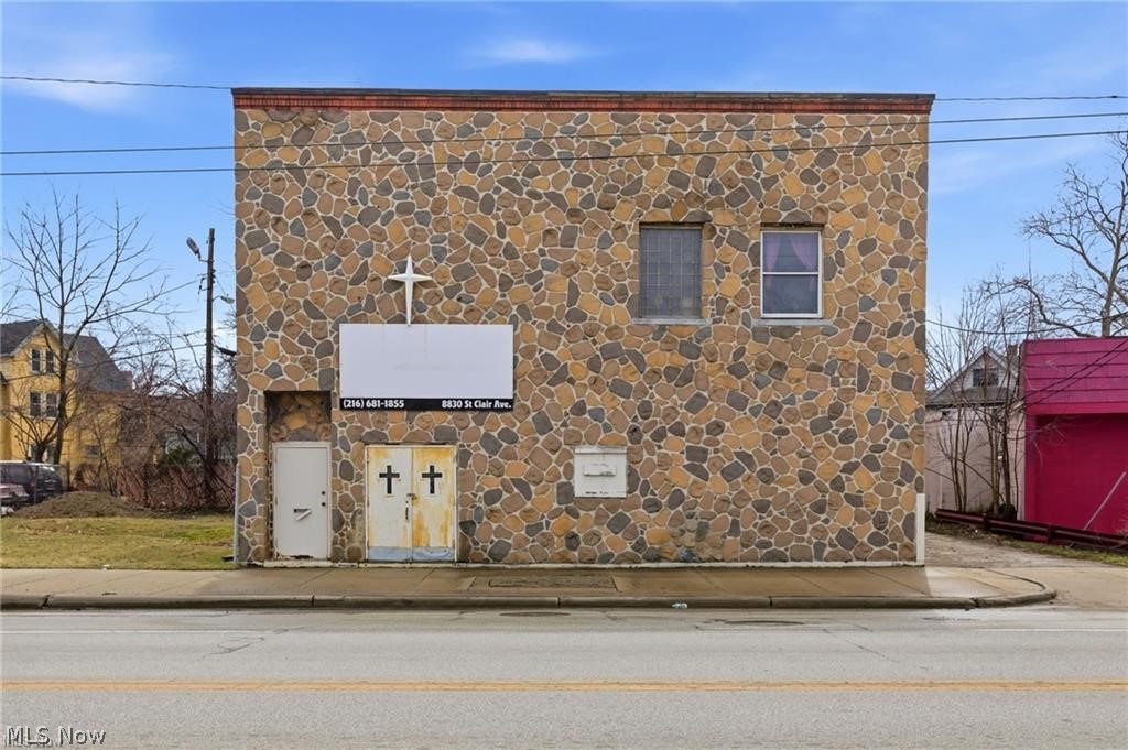 8834 Saint Clair Avenue Cleveland OH 44108