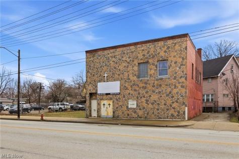 8834 Saint Clair Avenue Cleveland OH 44108