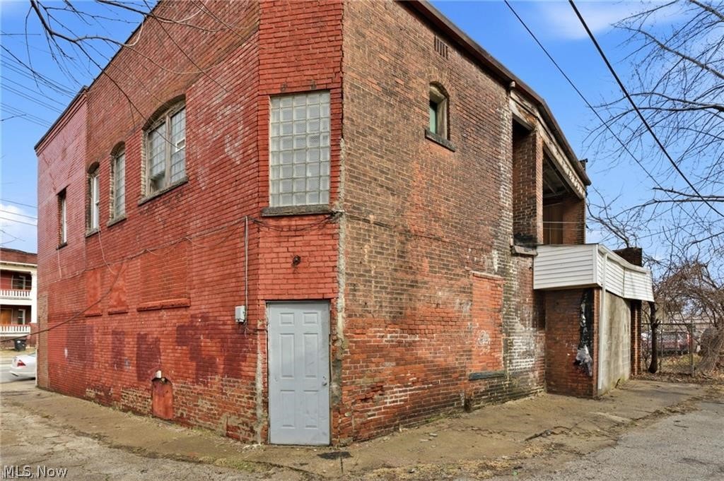 8834 Saint Clair Avenue Cleveland OH 44108