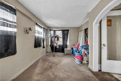 2127 W 100th Street Cleveland OH 44102