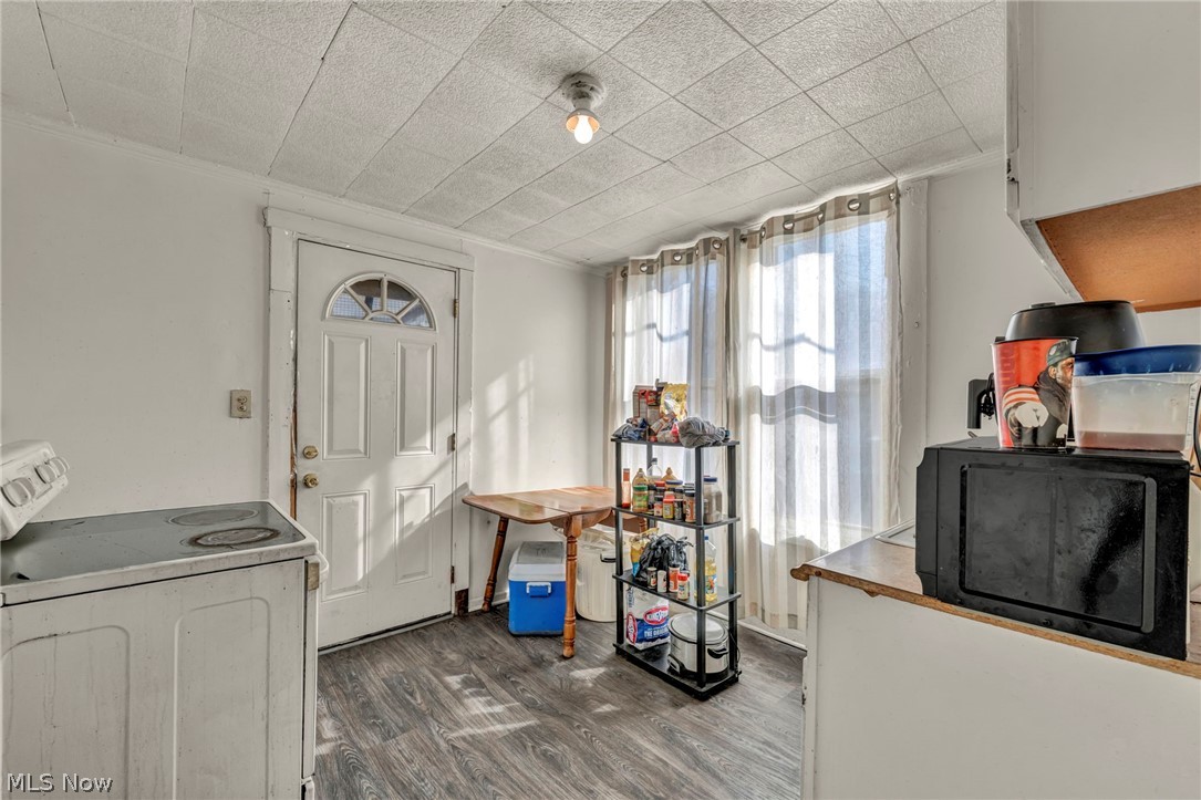 2127 W 100th Street Cleveland OH 44102