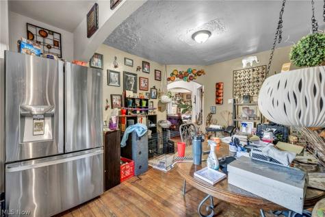 2127 W 100th Street Cleveland OH 44102