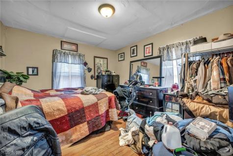 2127 W 100th Street Cleveland OH 44102