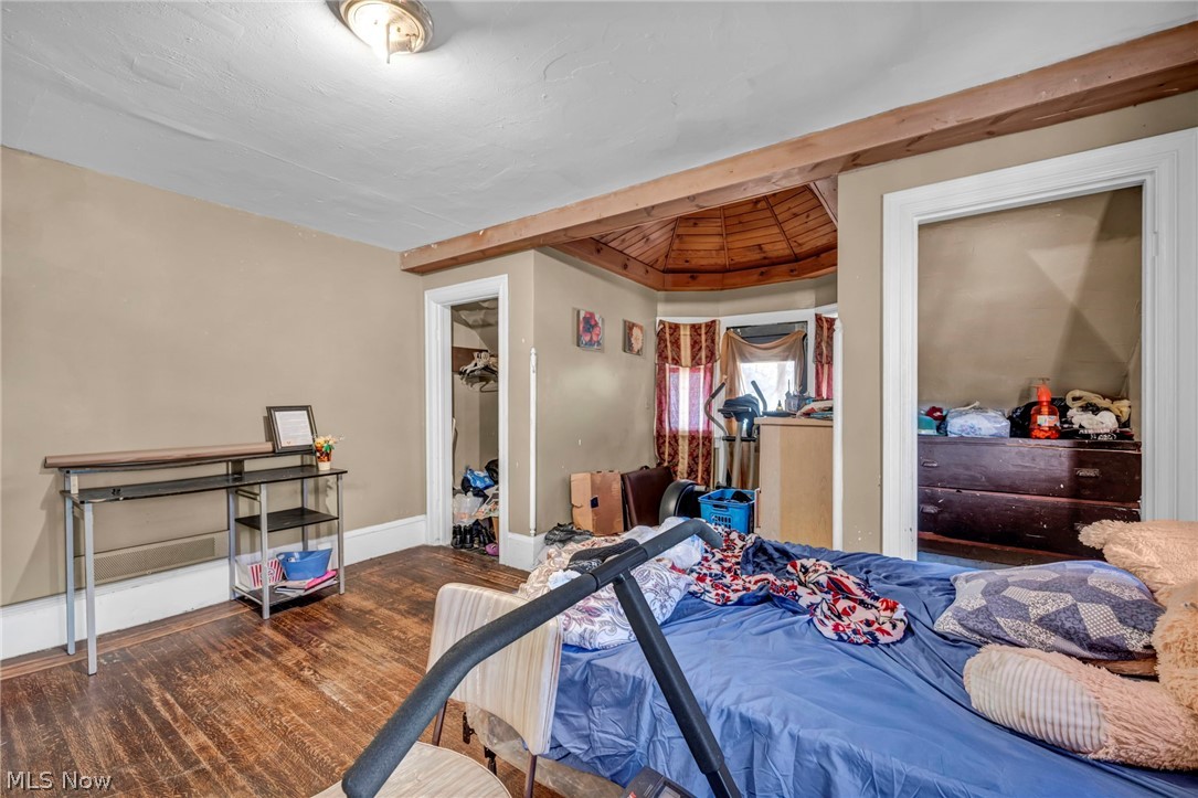 2127 W 100th Street Cleveland OH 44102