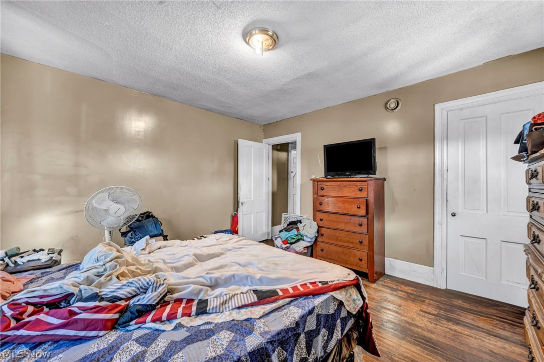 2127 W 100th Street Cleveland OH 44102