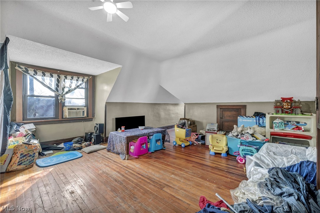2127 W 100th Street Cleveland OH 44102