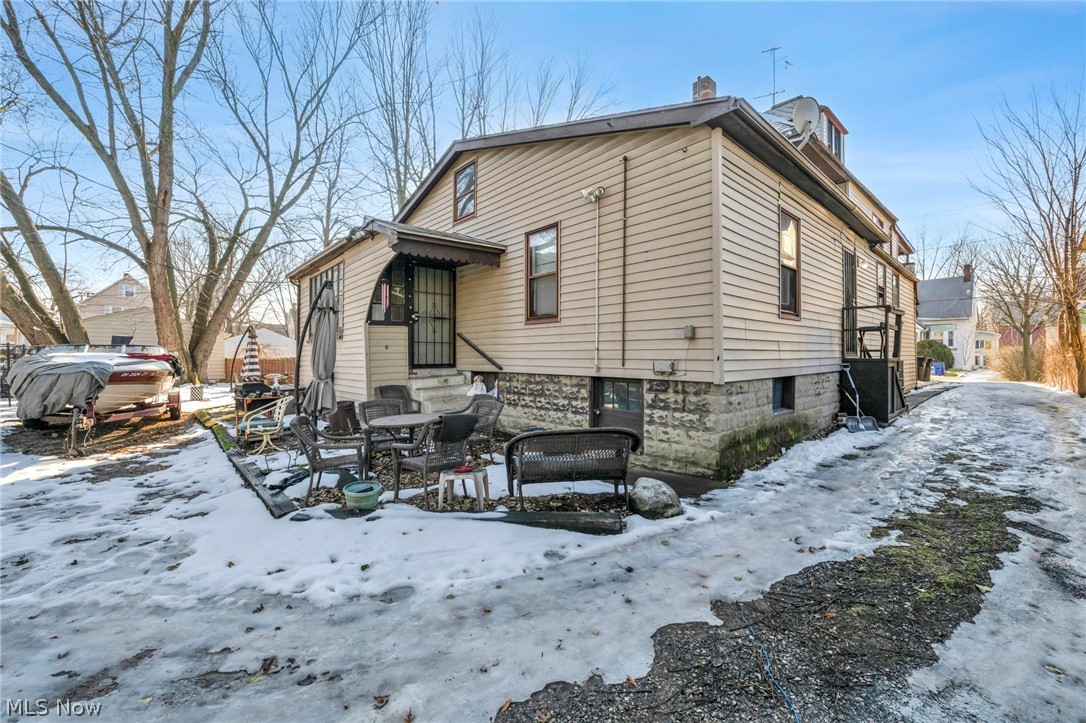 2127 W 100th Street Cleveland OH 44102