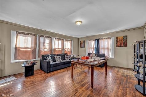 2127 W 100th Street Cleveland OH 44102