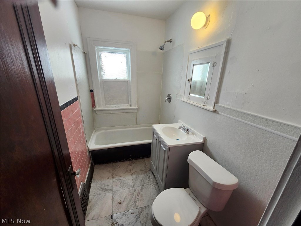12404 Parkhill Avenue Cleveland OH 44120