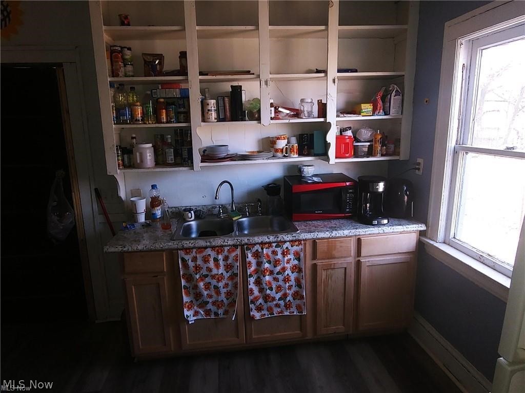 12404 Parkhill Avenue Cleveland OH 44120