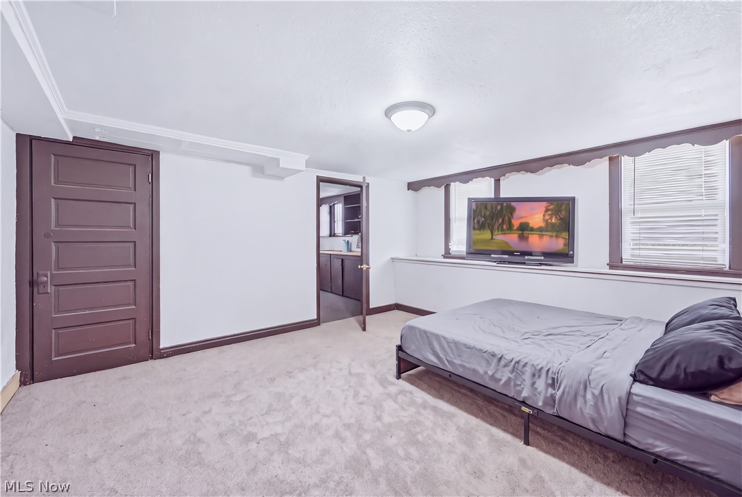 232-236 Dearborn Street SE Girard OH 44420