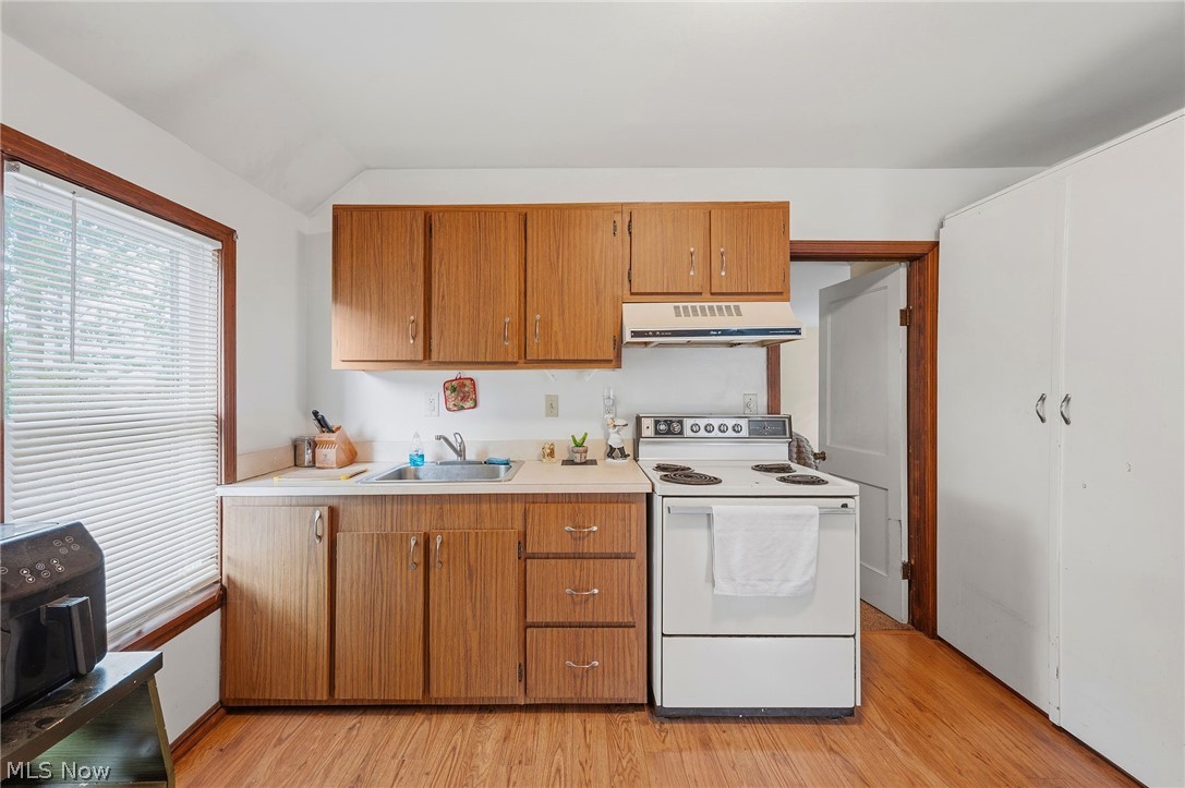 115 Avon Point Avenue Avon Lake OH 44012