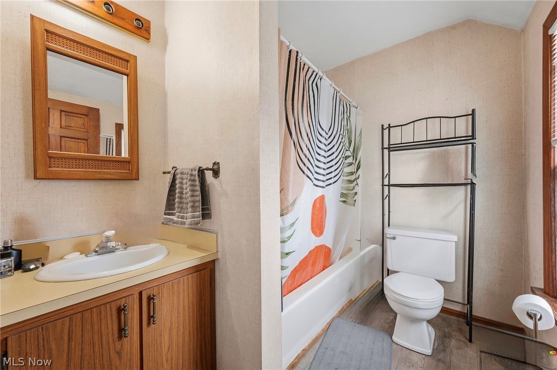 115 Avon Point Avenue Avon Lake OH 44012