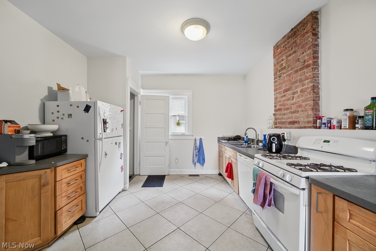 1510 E 115th Street Cleveland OH 44106