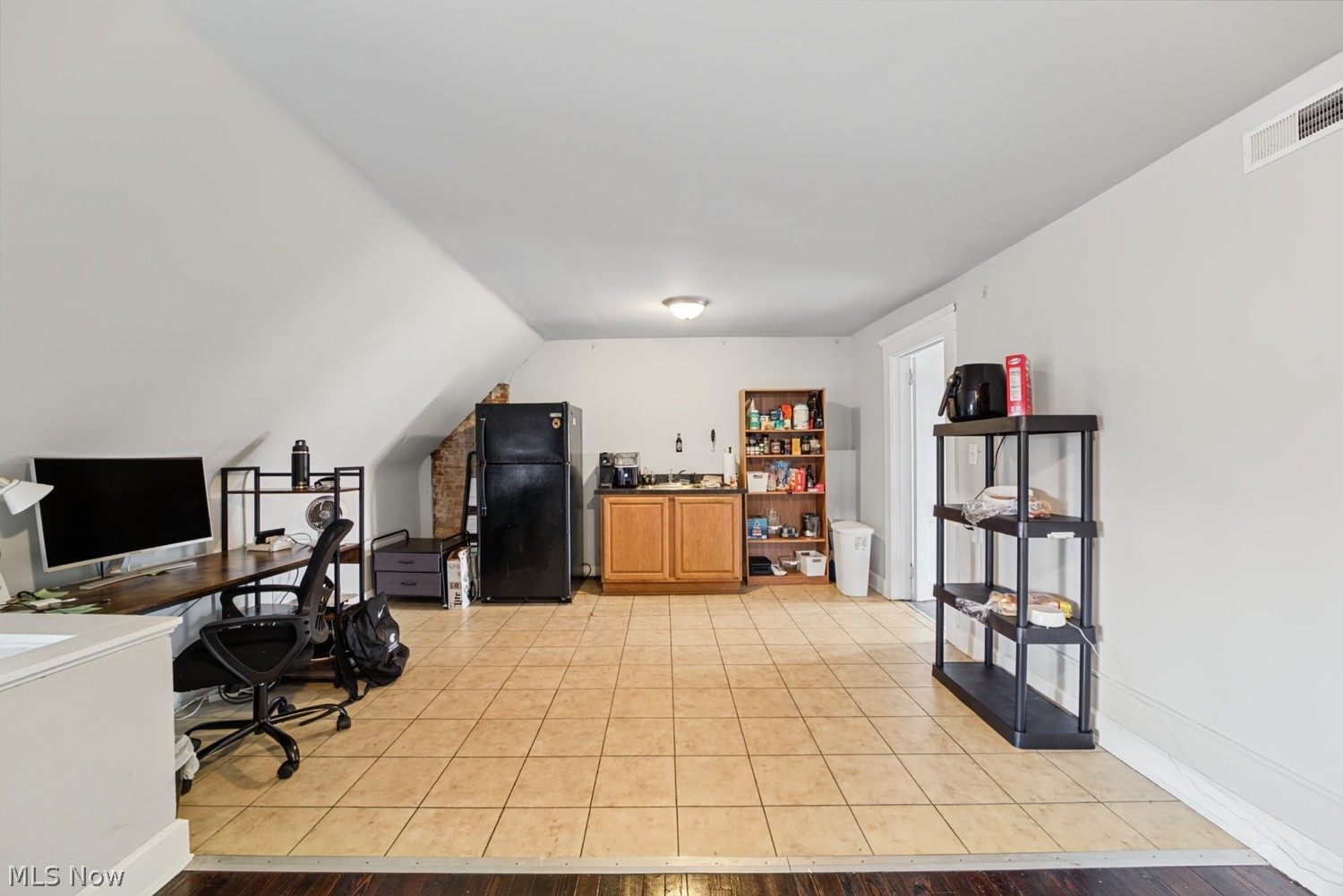 1510 E 115th Street Cleveland OH 44106