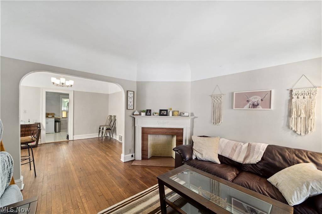 1575 Orchard Grove Avenue Lakewood OH 44107