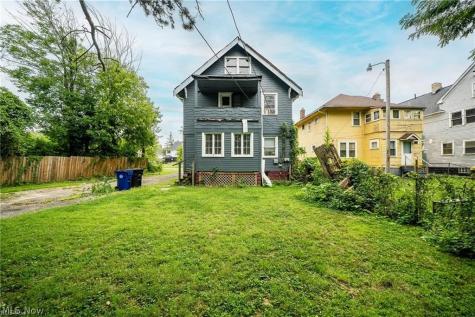 4246 E 133rd Street Cleveland OH 44105