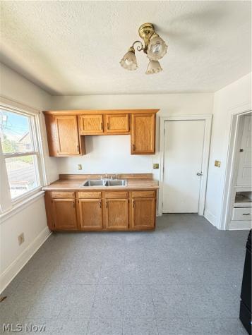 4857 E 84th Street Garfield Heights OH 44125