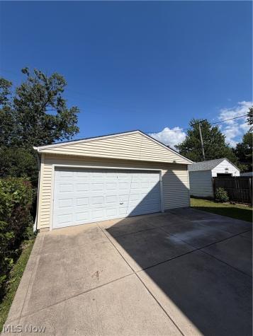 4857 E 84th Street Garfield Heights OH 44125