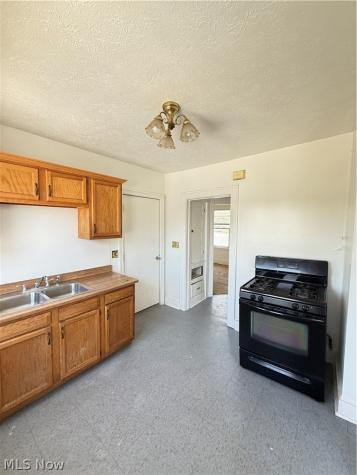 4857 E 84th Street Garfield Heights OH 44125