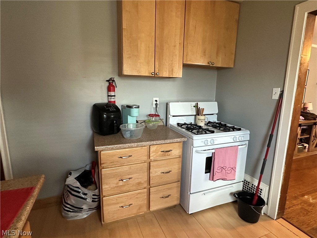 3857 W 137th Street Cleveland OH 44111