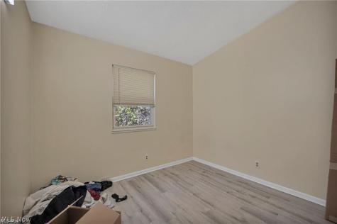 1933 Preston Avenue Akron OH 44305