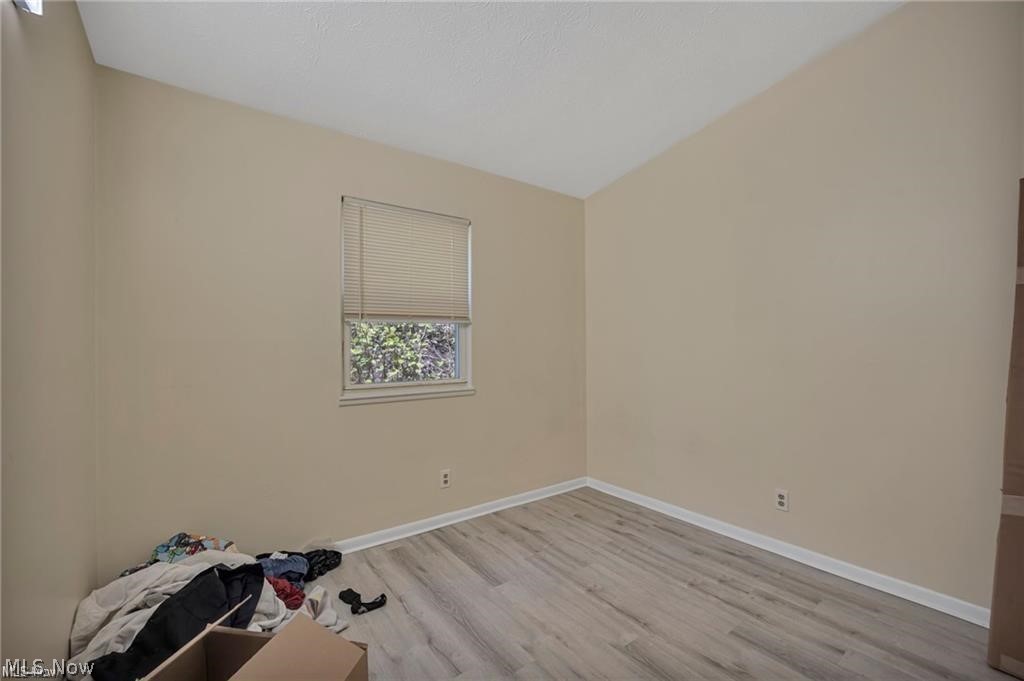 1933 Preston Avenue Akron OH 44305