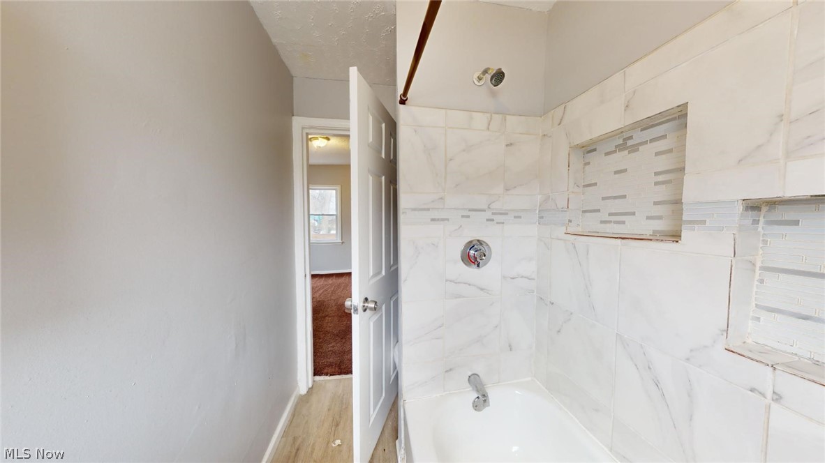 3332 Walton Avenue Cleveland OH 44113