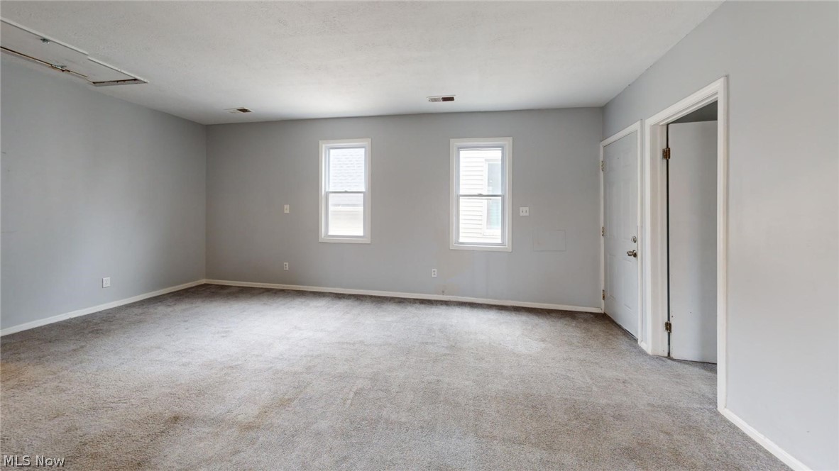 3332 Walton Avenue Cleveland OH 44113