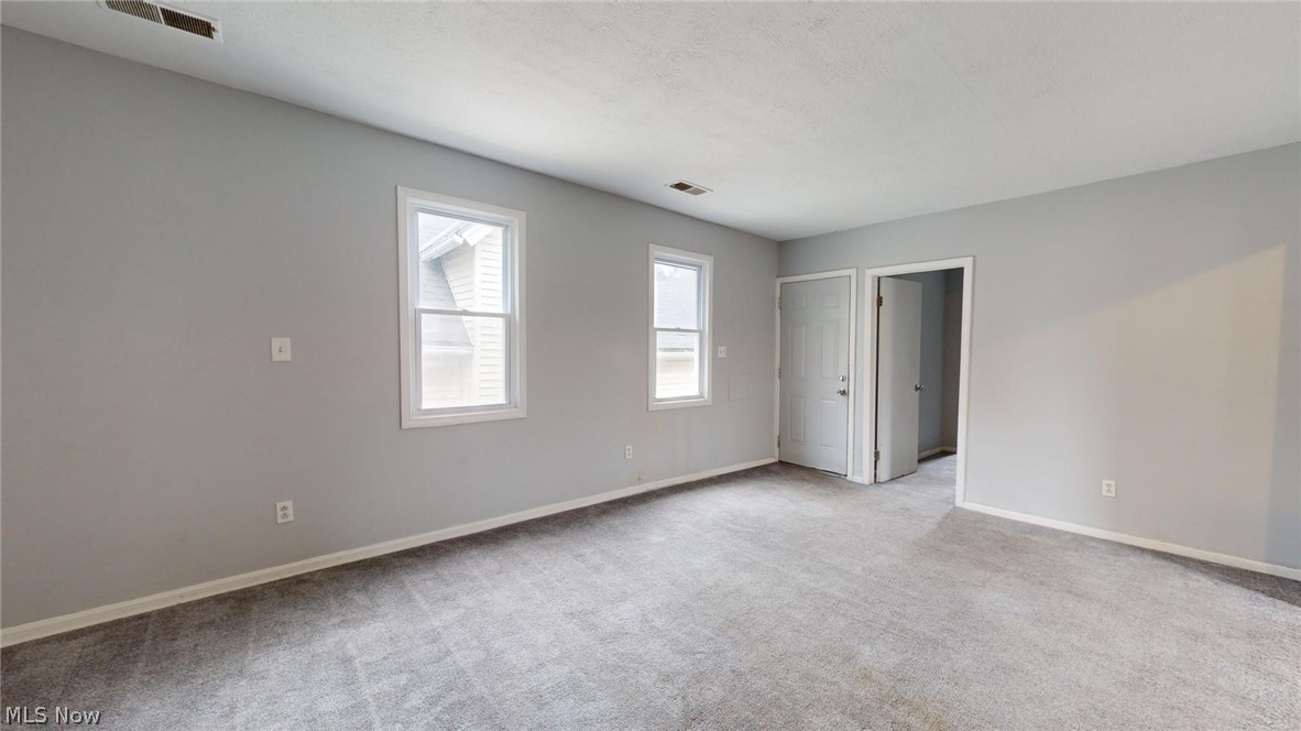 3332 Walton Avenue Cleveland OH 44113