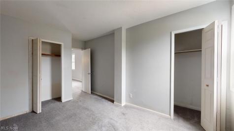 3332 Walton Avenue Cleveland OH 44113