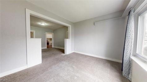 3332 Walton Avenue Cleveland OH 44113