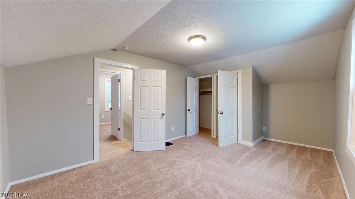 3332 Walton Avenue Cleveland OH 44113