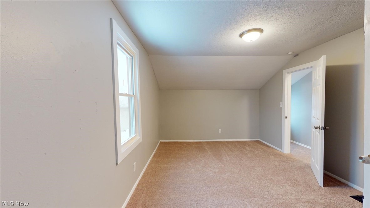 3332 Walton Avenue Cleveland OH 44113