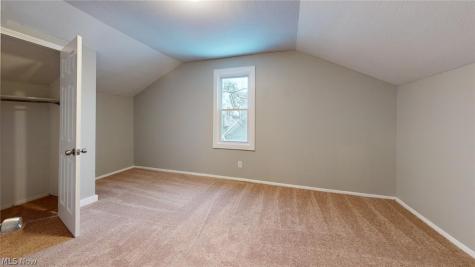 3332 Walton Avenue Cleveland OH 44113