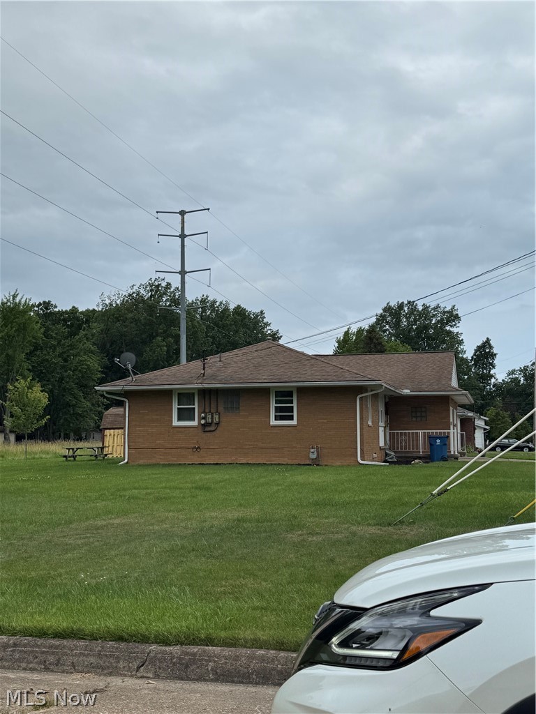 605 W 36th Street Lorain OH 44052
