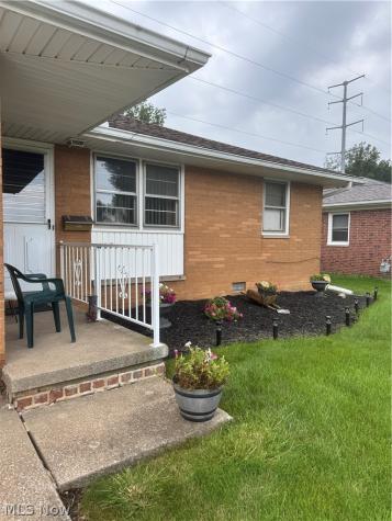 605 W 36th Street Lorain OH 44052