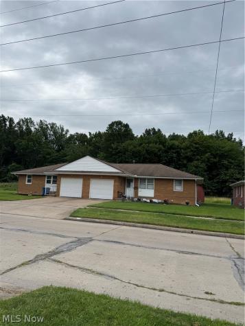 605 W 36th Street Lorain OH 44052