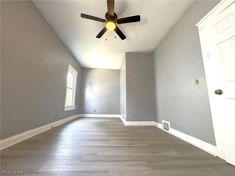 10514 Lamontier Avenue Cleveland OH 44104