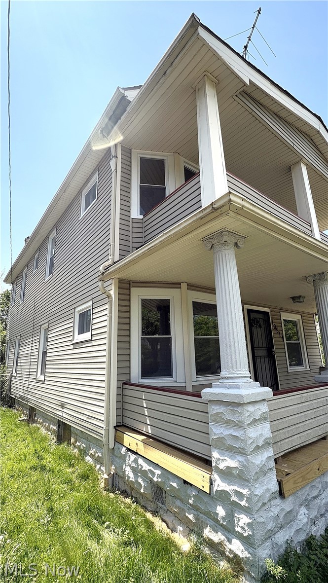 10514 Lamontier Avenue Cleveland OH 44104