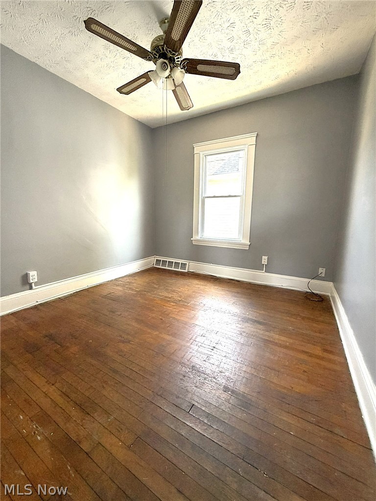 10514 Lamontier Avenue Cleveland OH 44104