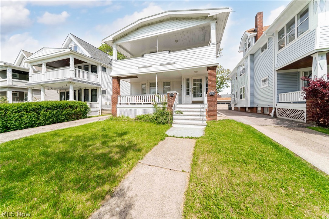 1267-1269 Jackson Avenue Lakewood OH 44107