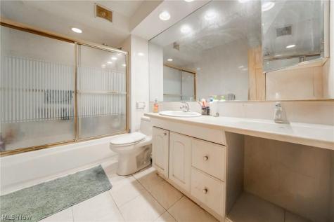 1267-1269 Jackson Avenue Lakewood OH 44107