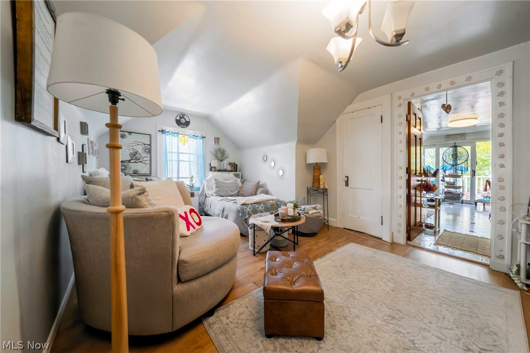1267-1269 Jackson Avenue Lakewood OH 44107