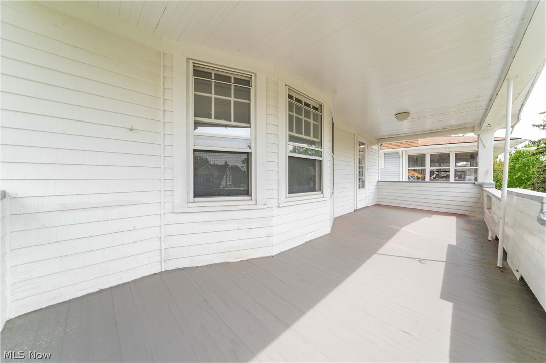 1267-1269 Jackson Avenue Lakewood OH 44107